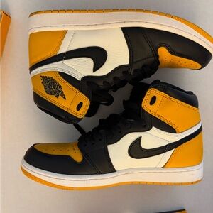 Jordan 1 High OG yellow toe